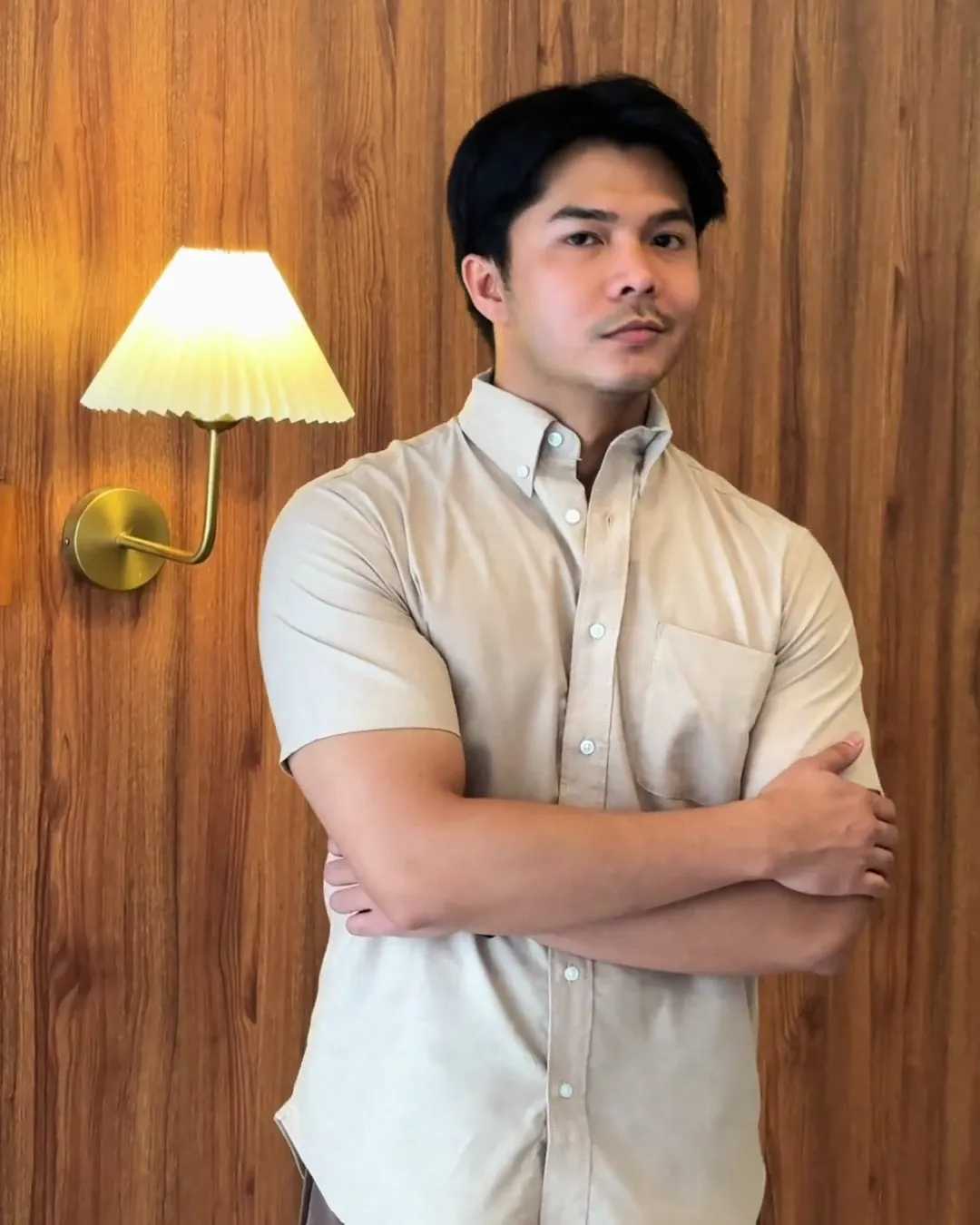Oxford SS Shirt video